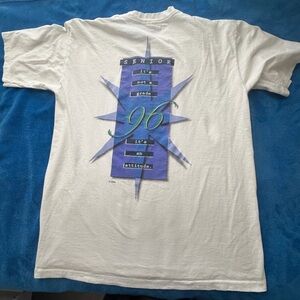VTG 1990s Men’s Large White 1996
Graphic T-shirt School Senior Single
Stitch USA